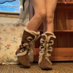 Super CUTE Brown Fur Y2K boots